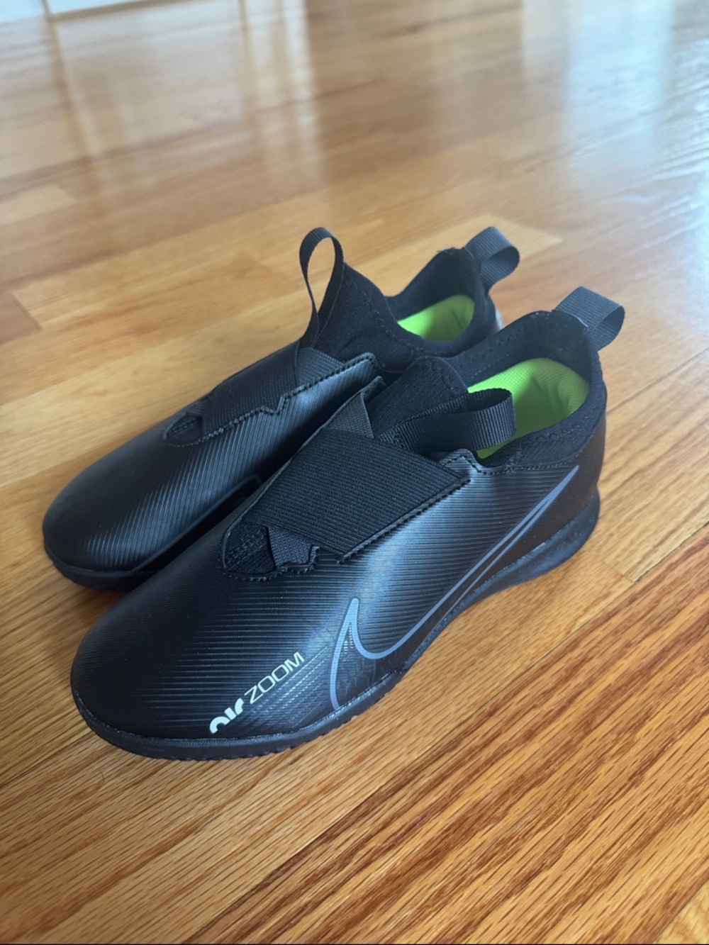 Nike Black Slip-On court soccer shoes